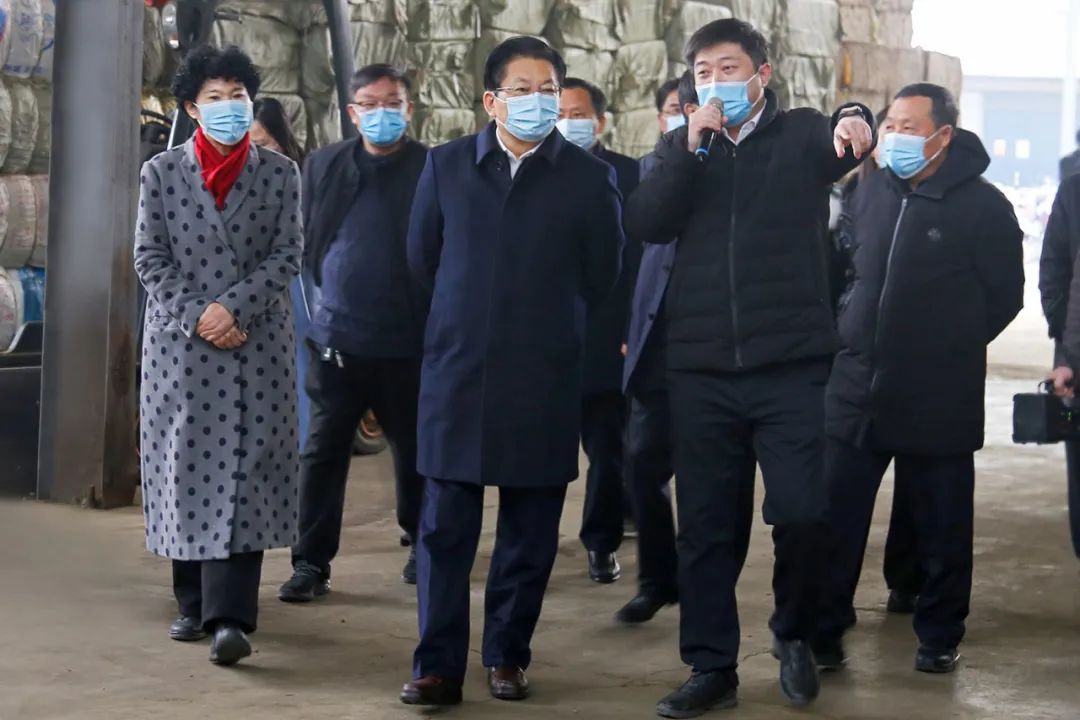 【集團(tuán)動(dòng)態(tài)】提質(zhì)增效強(qiáng)龍頭、助力發(fā)展高質(zhì)量-市委書記朱是西到南陽(yáng)仙草健康集團(tuán)調(diào)研